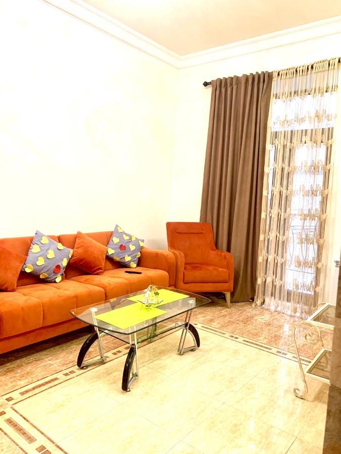 Opera View Apartment: Cozy Center With Balcony Apartment Yerevan