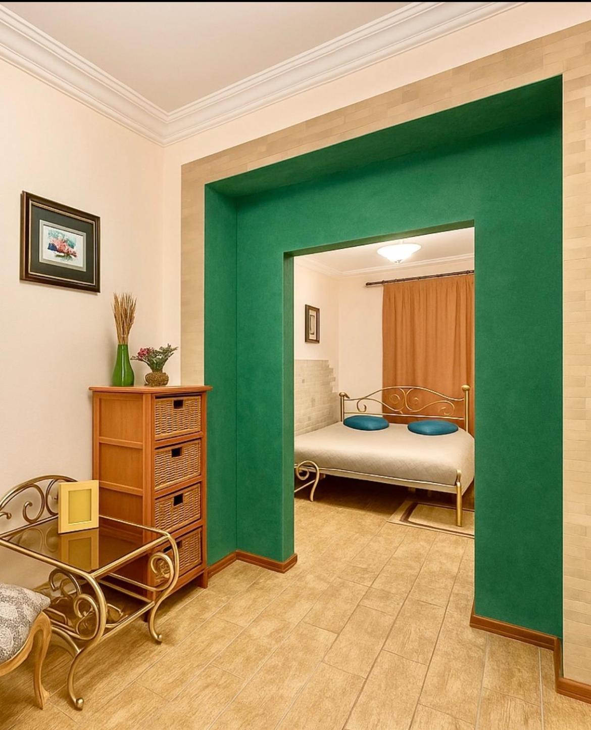 Cosy One Bedroom With Open Balcony Terrace, Near Opera, Tumanyan & Pushkin Streets, Self Check In, Centre, * Erevan